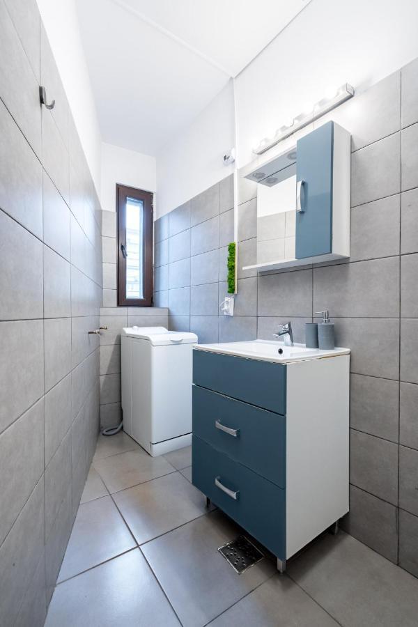 בוקרשט Aonia 2Bdr Apartment - P-Ta Romana View מראה חיצוני תמונה